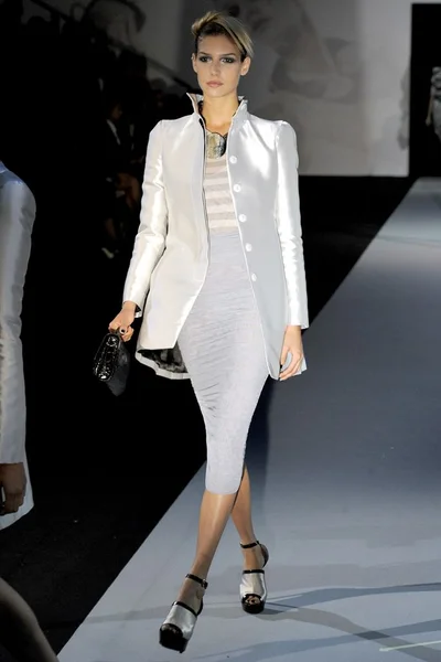 Look 46